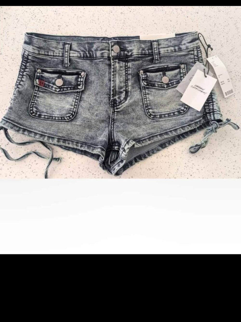Urban outfitters shorts size 31